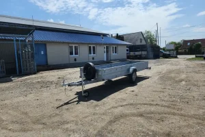 Szálanyag szállító utánfutó