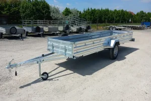 Szálanyag szállító utánfutó